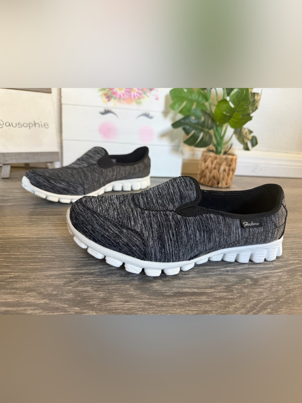 Skechers Ez Flex Memory Foam Slip-On Athletic Loafers in Heather Grey & Black 8